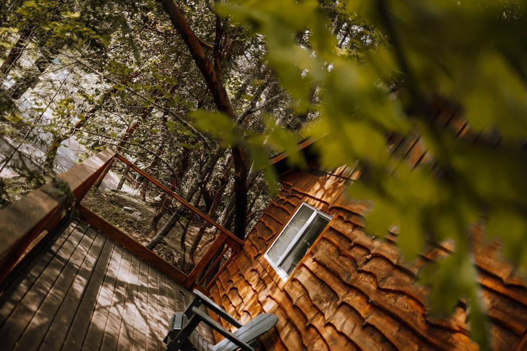 Page'S Resort & Marina Gabriola 外观 照片